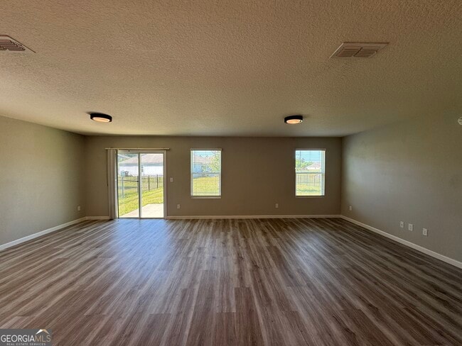 Building Photo - 217 Brooklet Cir