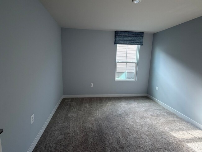 Building Photo - 80 White Sands Blvd