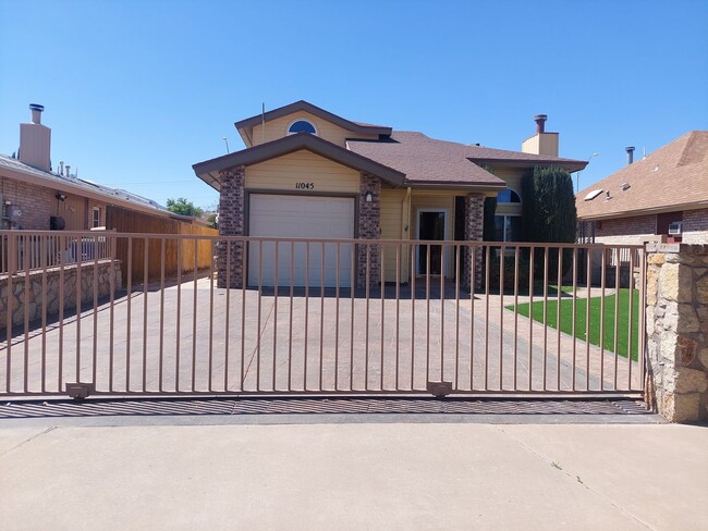 Building Photo - Beautiful Rental near Fort Bliss