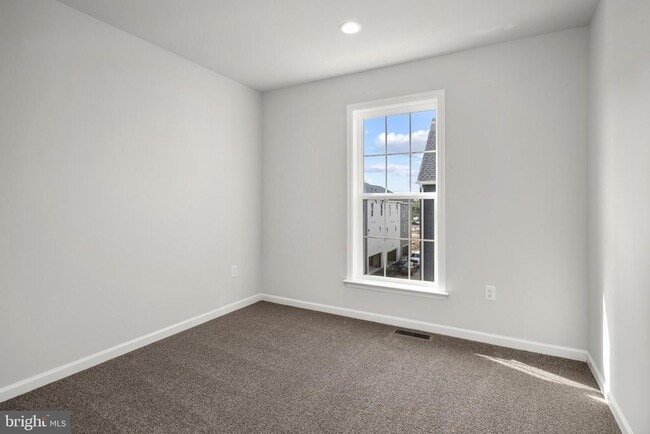 Building Photo - 3091 Herr St