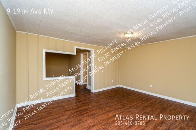 Building Photo - 9 19th Ave NW