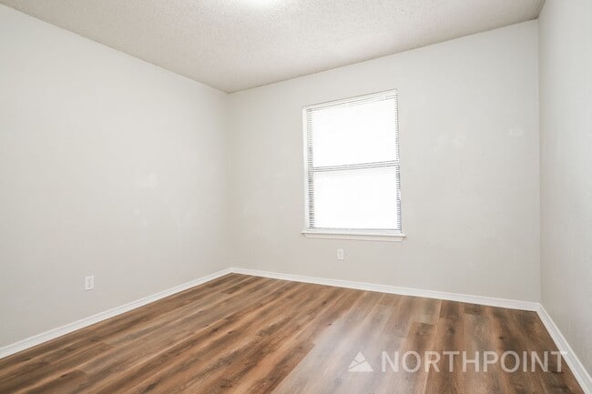 Building Photo - 3 BR/2BA | Newly Renovated Single Family Home |  | 1-Car Covered Parking | Gated backyard