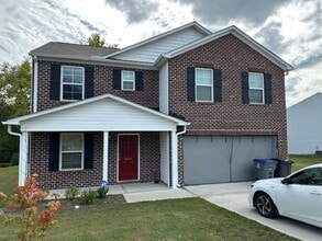 Building Photo - 1051 Manor Dr