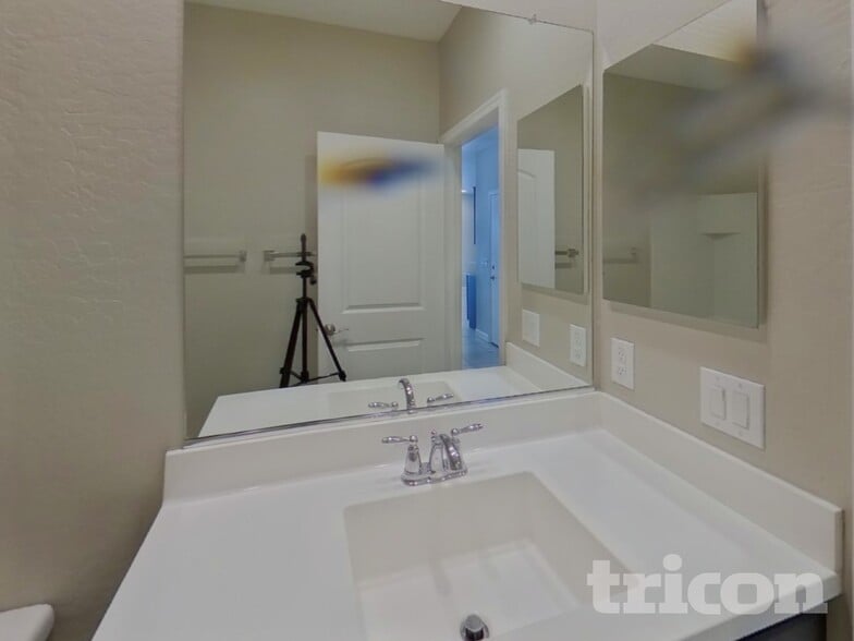 Building Photo - 20129 N Herbert Ave