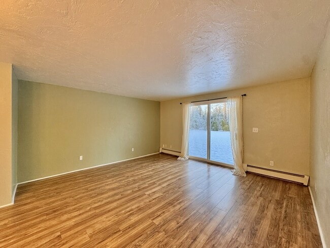 Building Photo - 3264 Mendenhall Loop Rd