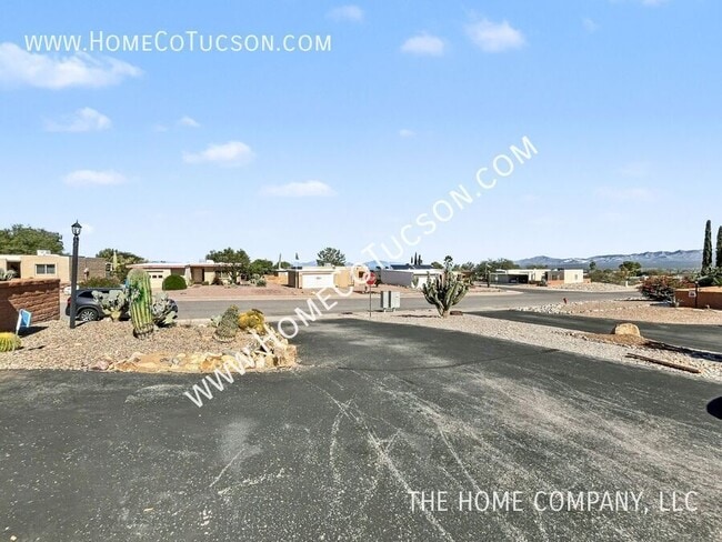 Building Photo - 927 W Rio-Altar