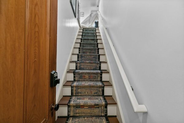 Building Photo - 358 Broadway