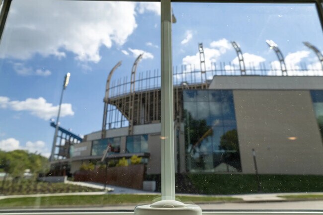 Building Photo - Stadium 2 Plex Lower