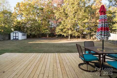 Building Photo - 2017 Coatsdale Ln