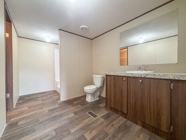 Building Photo - 1071 Ramble Hills
