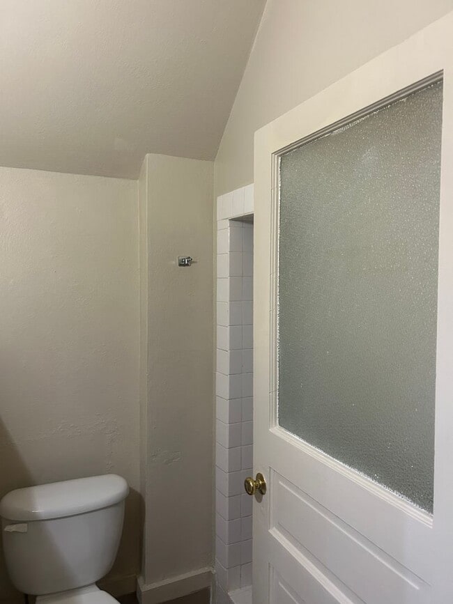 Building Photo - (488) 15th Street Apartments - 1 Bedroom /...
