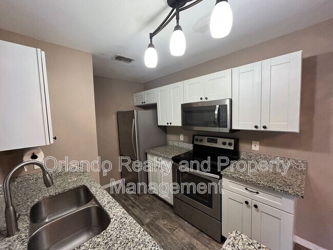 Building Photo - 6088 Westgate Dr