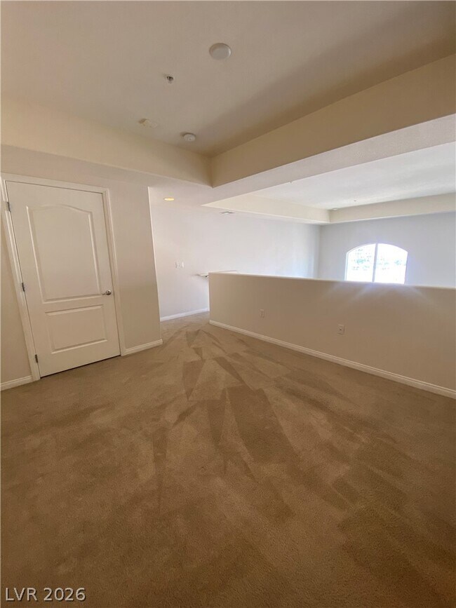 Building Photo - 20 E Serene Ave