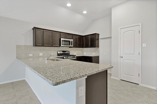 Building Photo - 229 Trailside Ln