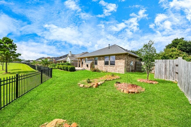 Building Photo - 1805 Jasmine Hollow Ln