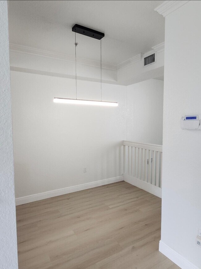 Building Photo - 11016 Legacy Dr