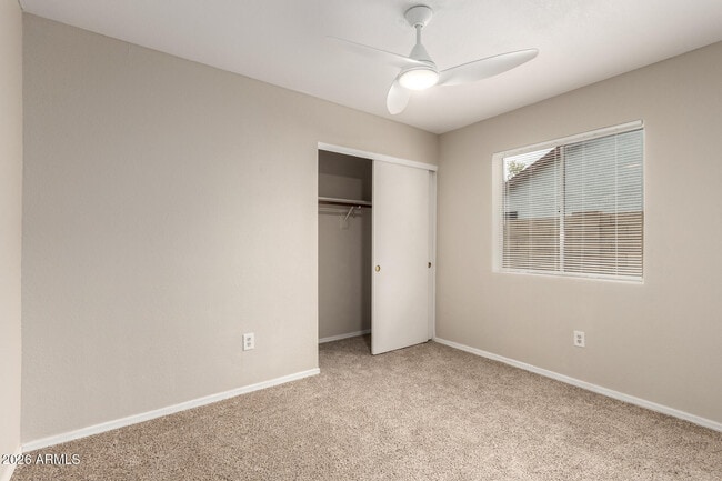 Building Photo - 8802 W Townley Ave