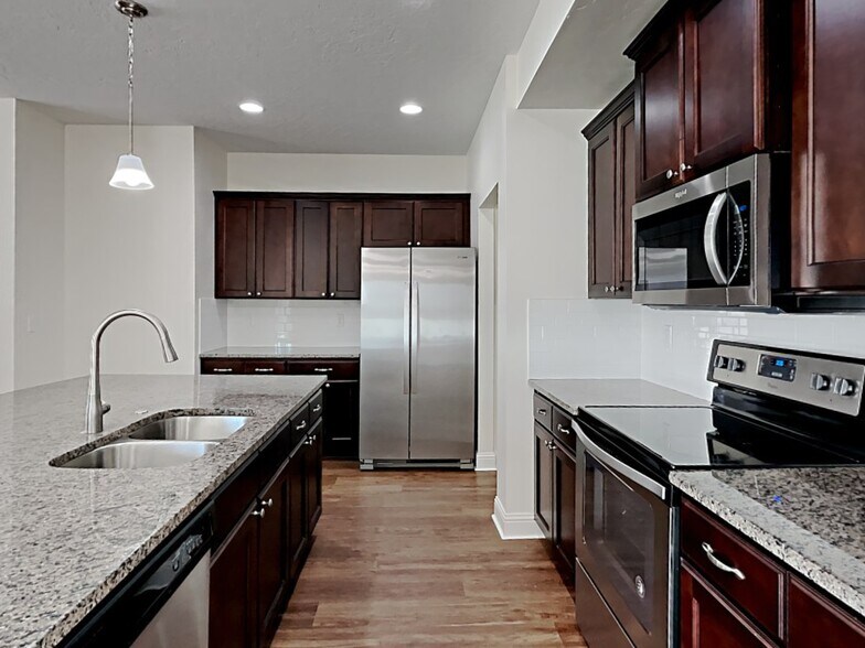Building Photo - 63 S Lancaster Dr