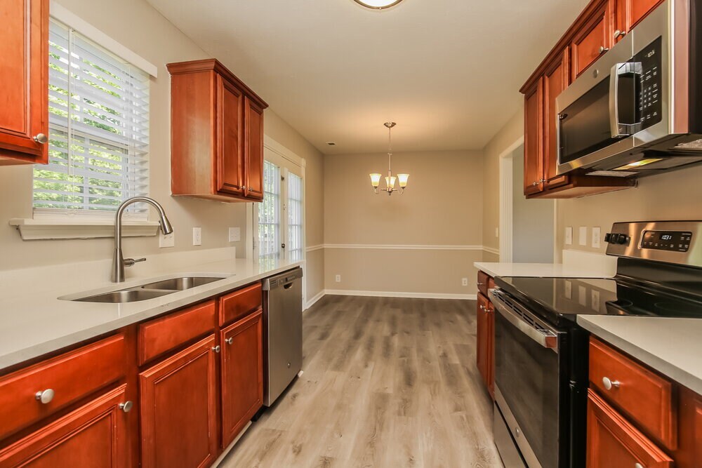 Building Photo - 606 Martinsdale Ct