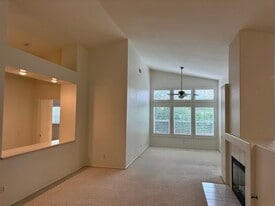 Building Photo - 2471 Marigold Way