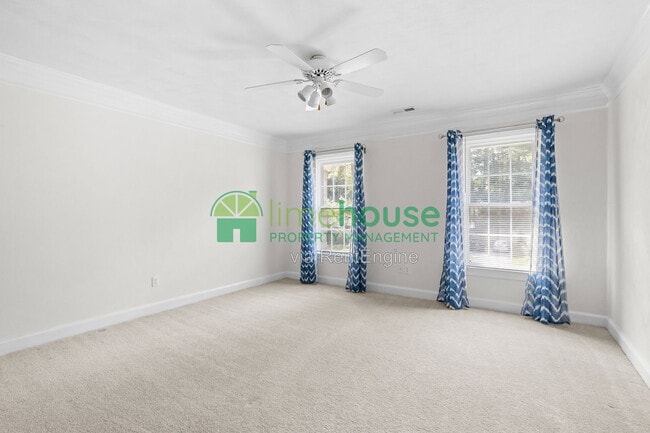 Building Photo - 948 Forest Lakes Cir