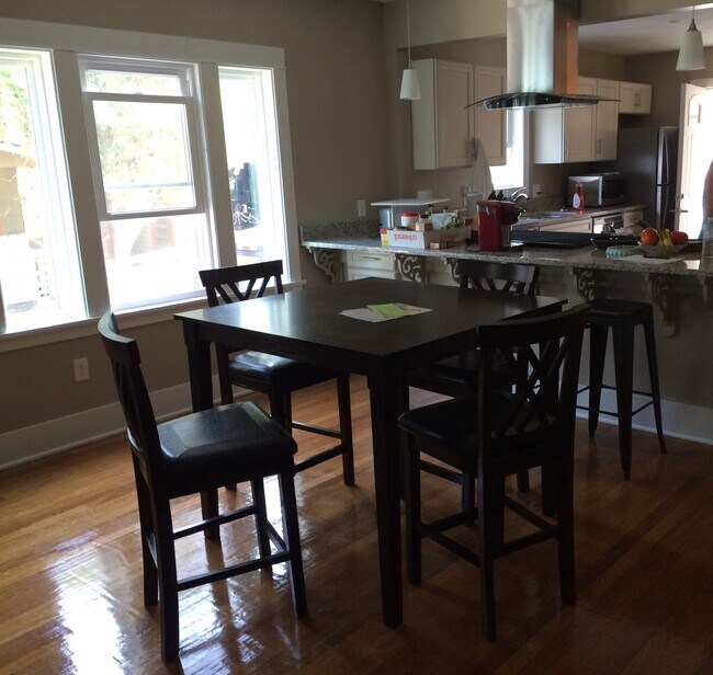 763 Unit A dining area - 763 S Aurora St