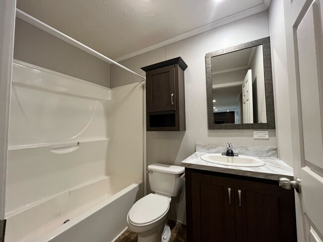 Building Photo - 1607 Delaware Dr