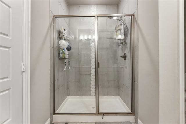 Building Photo - 4937 Barcelona Ave