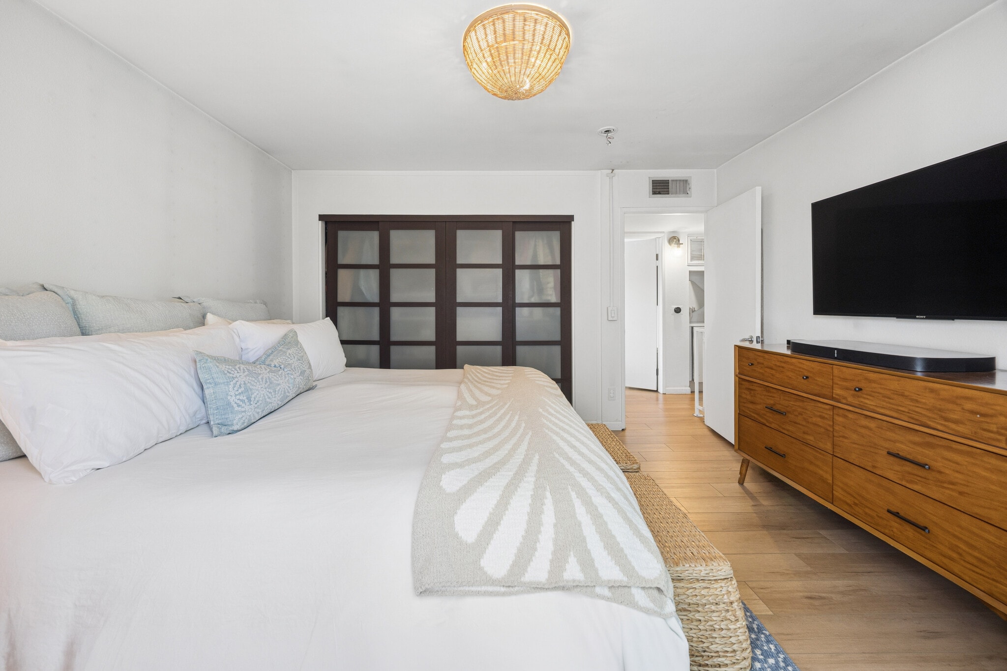 Building Photo - 11734 Avon Way