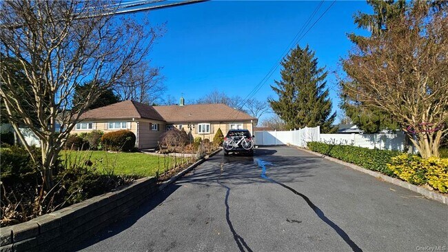 Building Photo - 289 Davenport Ave