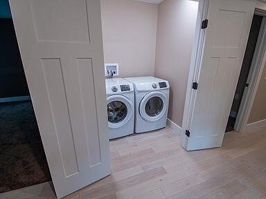 Building Photo - 294 W 2nd St