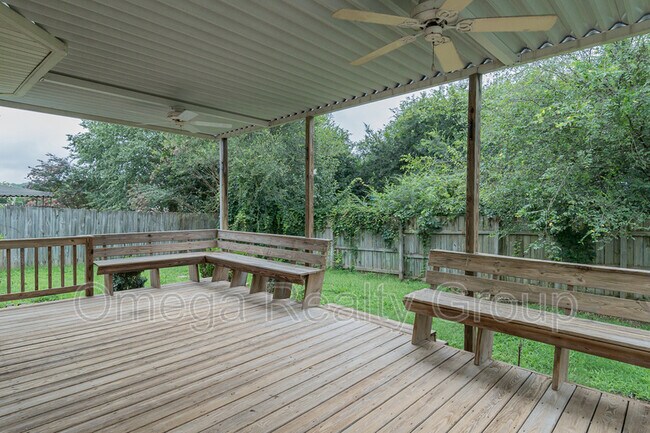 Building Photo - 686 Old Cahaba Dr