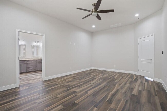 Building Photo - 130 Koele Ct