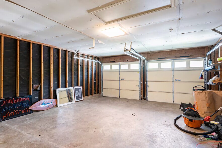 Building Photo - 8410 Cockney Dr