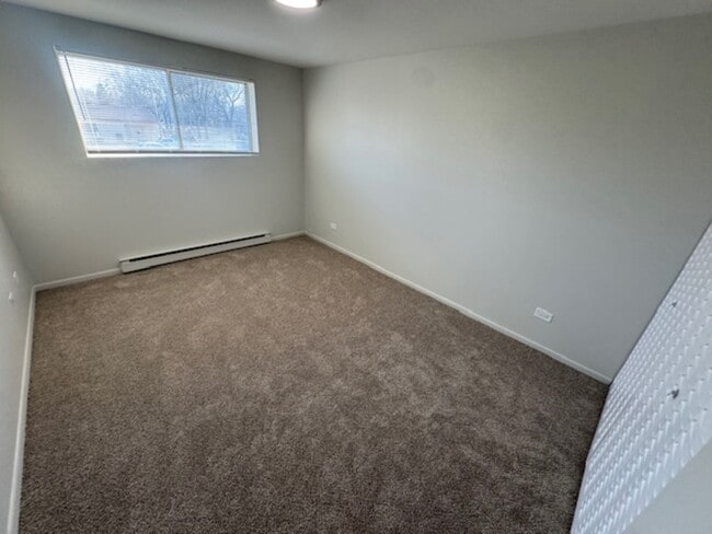 Building Photo - 515 East End Ave