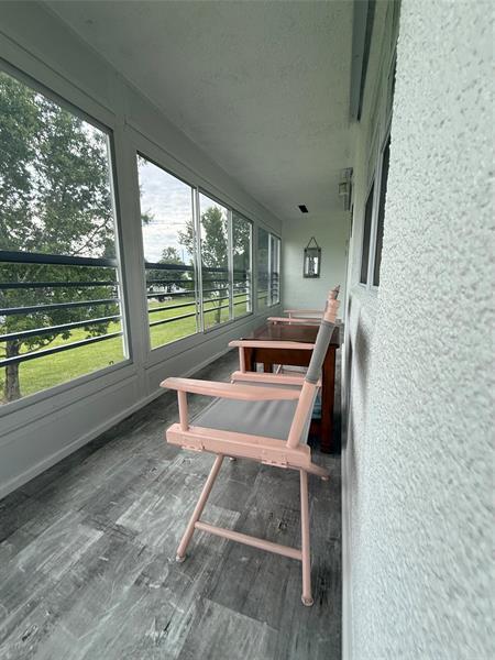 Building Photo - 144 Farnham F