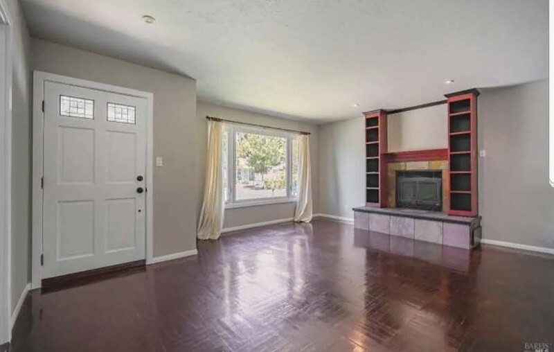 Building Photo - 2732 Village Side Dr