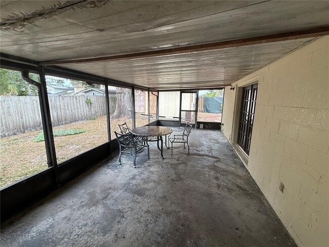 Building Photo - 8221 Malvern Cir