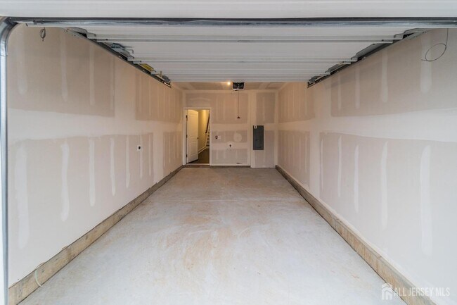 Building Photo - 135 Stoutsburg Blvd