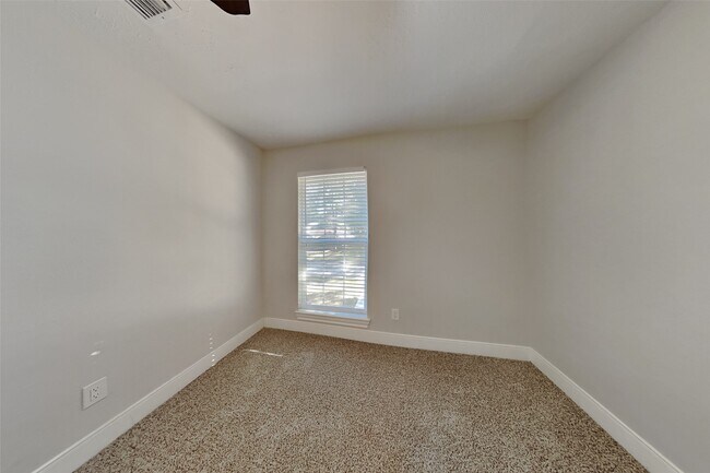 Building Photo - 1190 Red Rock Canyon Dr