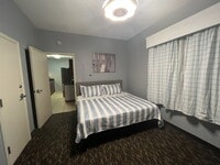 Building Photo - Super Convenient Destination Daytona