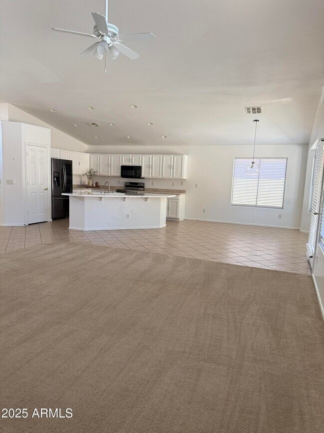 Building Photo - 12838 W Corrine Dr