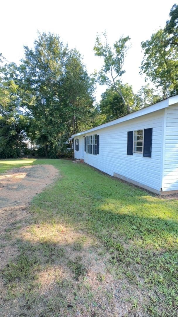 Building Photo - 501 Norvell St