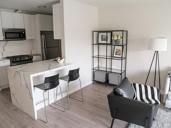 Building Photo - 16635 Yukon Ave