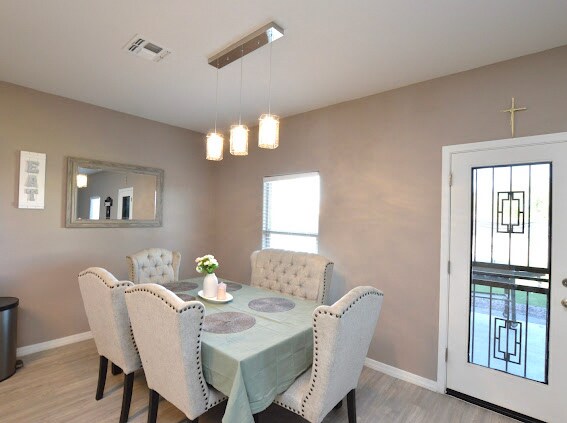 Building Photo - 17901 N Vera Cruz Ave