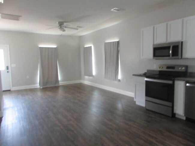 Building Photo - 101 Lacey Eden Ln