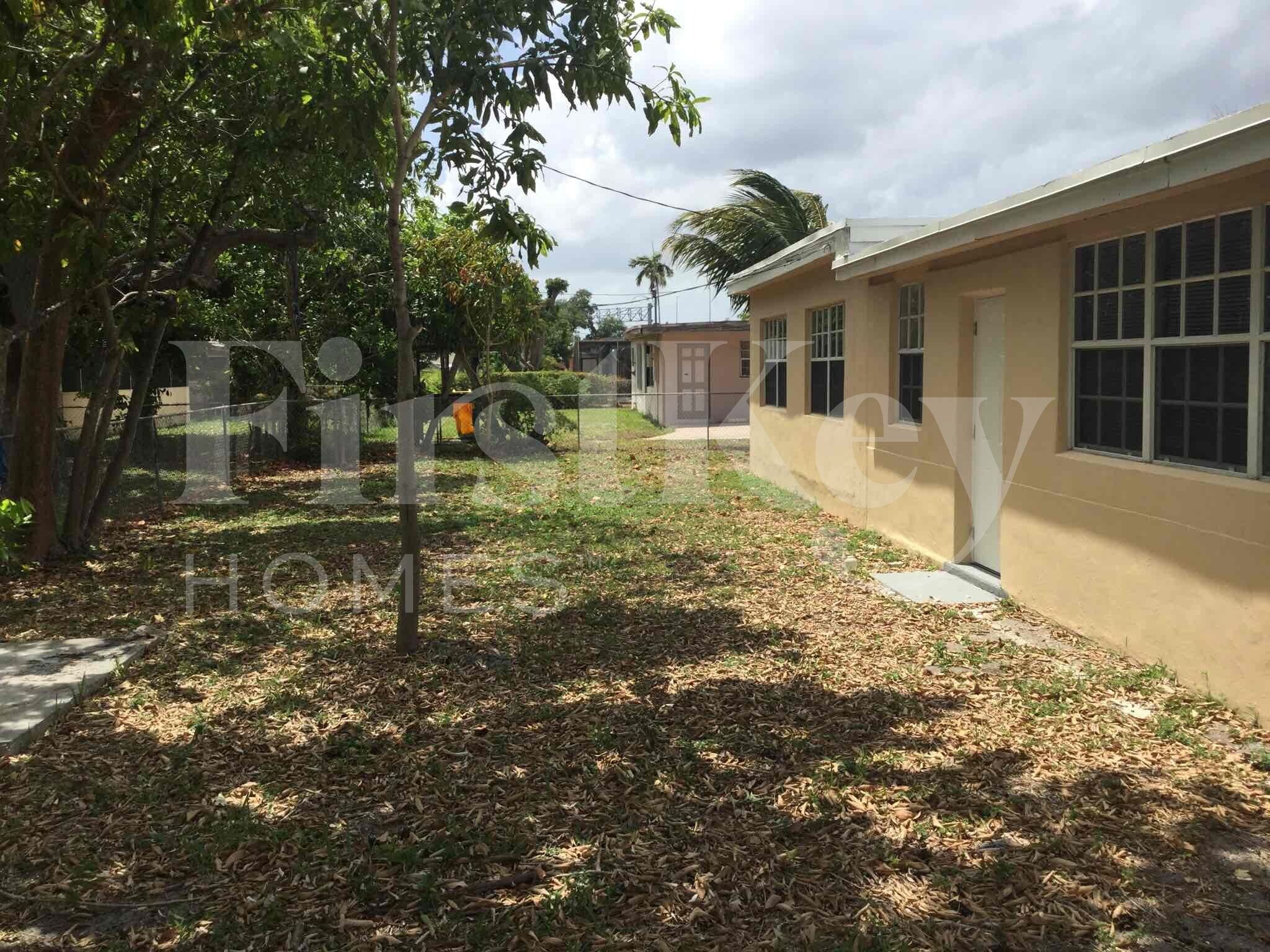 Building Photo - 980 NW 182nd St