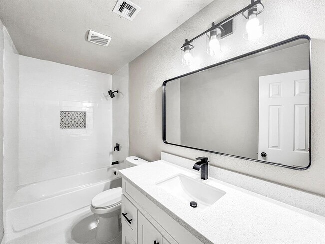 Building Photo - 4926 Adonis Dr