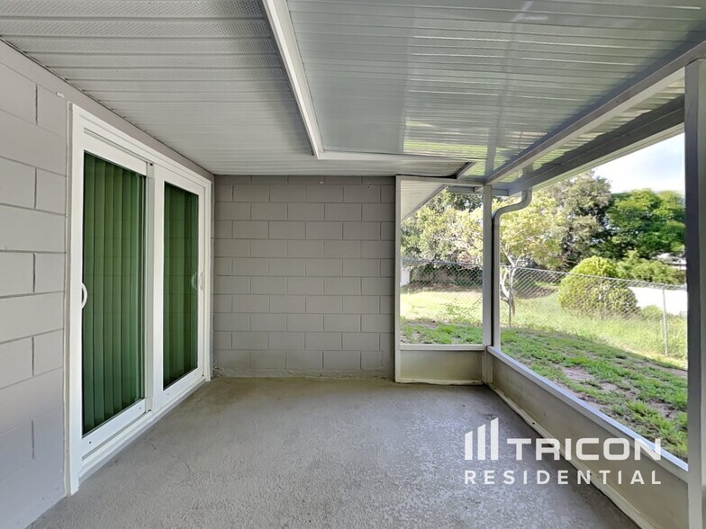Building Photo - 174 Lake Daisy Terrace
