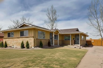 Building Photo - 3873-3883 West 89th Way